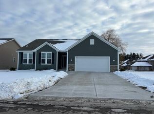 10515 Button Bush Dr, Franksville, WI 53126