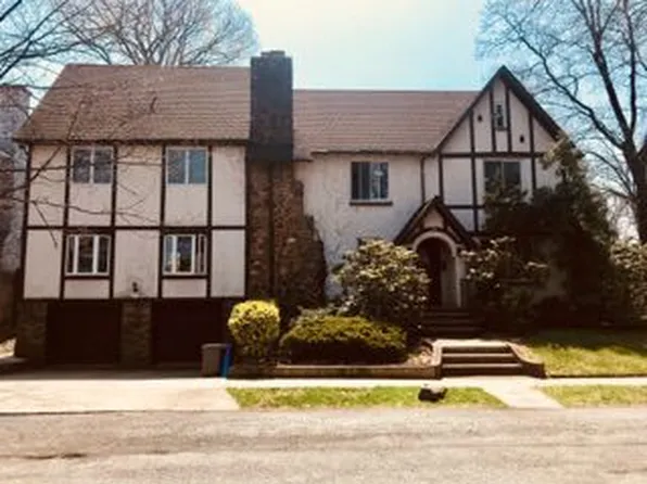 176 Beverly Road image 1 of 8