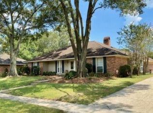 5423 Bayridge Dr, Baton Rouge, LA 70817