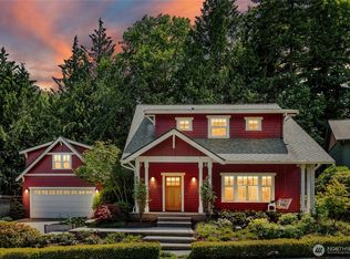 9385 NE North Town Loop, Bainbridge Island, WA
