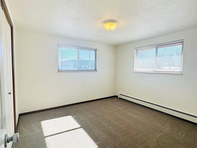 1419 Coffman St — Photo 15