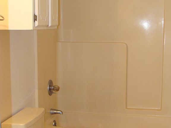 4th image of 207 Winchester Way