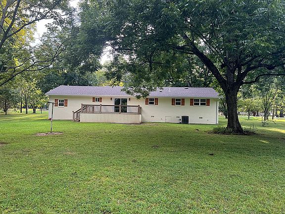 2nd image of 1094 Porter Rd
