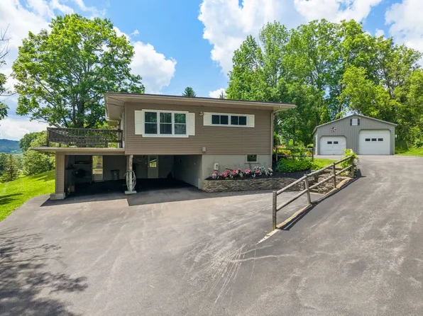 28 Lakeview Ave, Richfield Springs, NY 13439