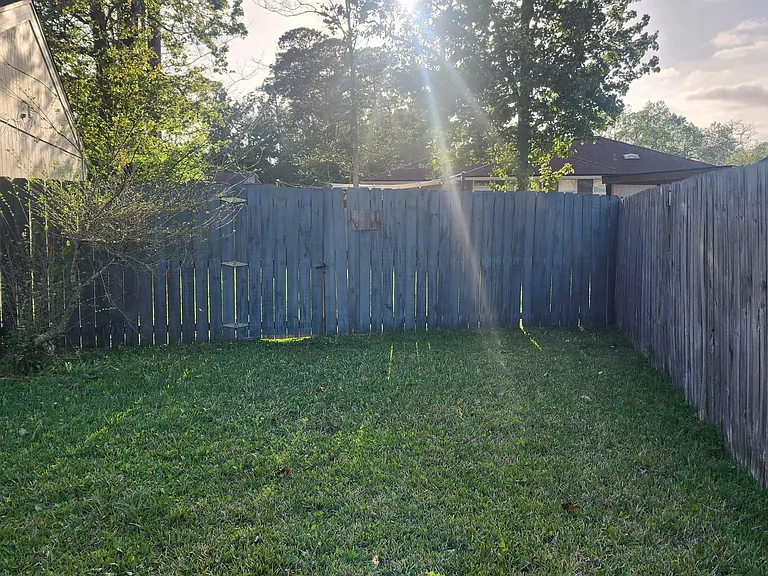 11340 Rustic Green Ct — Photo 2
