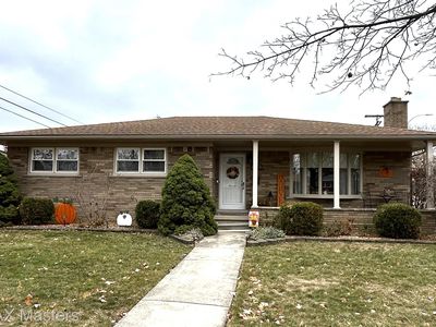 1653 Douglas St, Trenton, MI, 48183