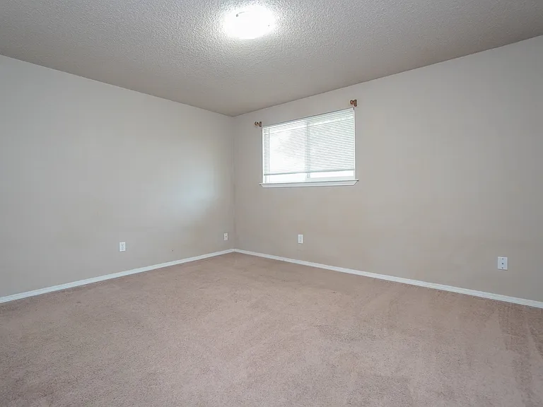 2208 S Owyhee St — Photo 15