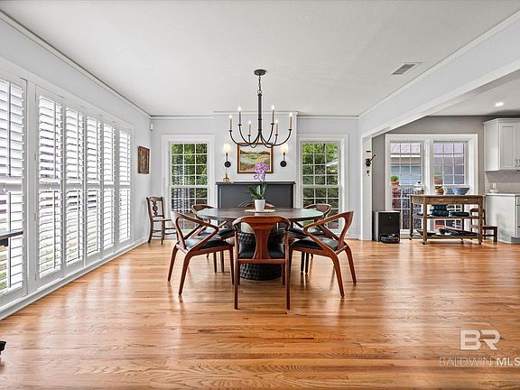 5th image of 258 W Mount Island Dr
