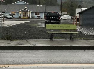 1106 W Robert Bush Dr, South Bend, WA