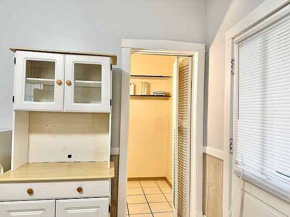4th image of 3406 N Tripp Ave