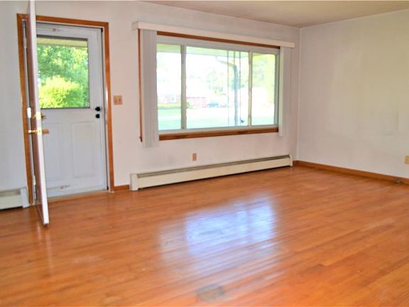 3rd image of 5154 W Thistle Dr