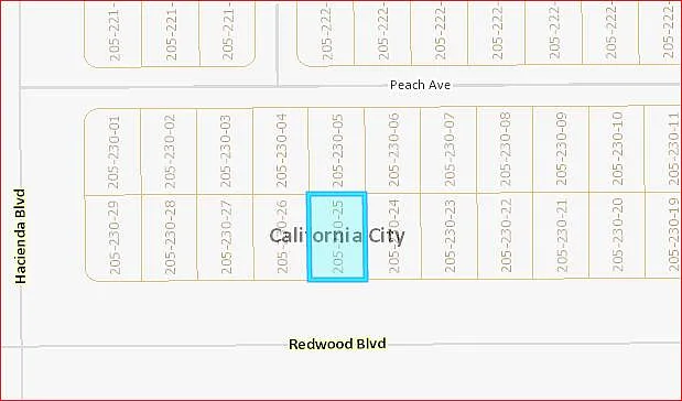 Redwood Blvd photo 1