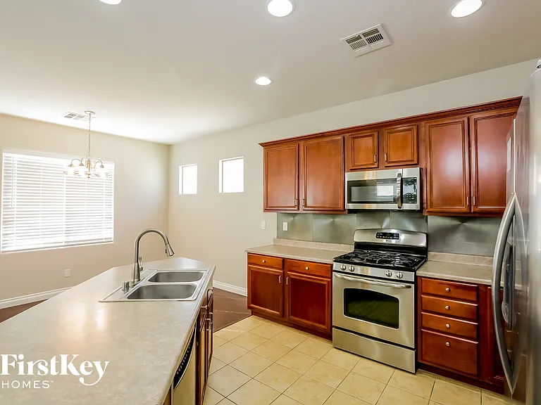 6339 Hamilton Grove Ave — Photo 6