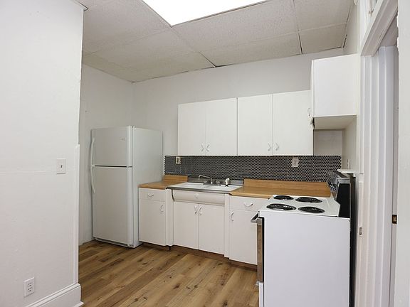 5th image of 612 1/2 E Pike St