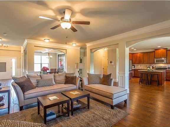 3rd image of 7989 Burgundy Cir #142