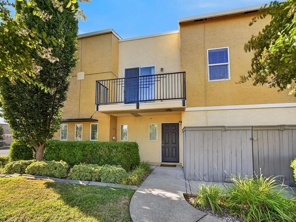 1st image of 3188 Bridgeway Drive
