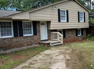 1059 Soapstone Ln, Riverdale, GA 30296