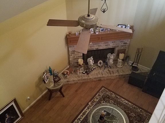 4th image of 627 Shady Brook Dr