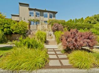 3727 38th Ave SW, Seattle, WA 98126