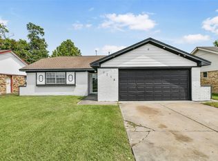 7214 Plover Cir, Texas City, TX 77591