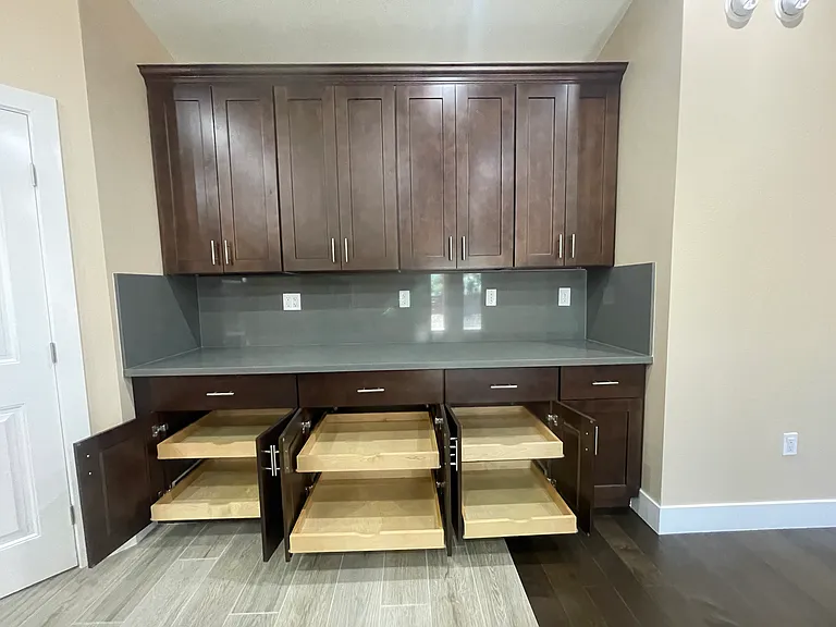 17515 Live Oak St — Photo 29