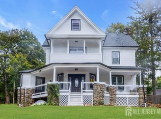 22 Orchard Hill Rd, Bernardsville, NJ 07924