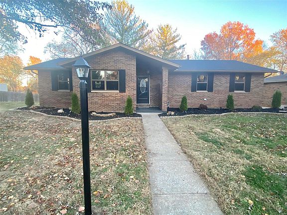 2nd image of 47 Glen Echo Dr
