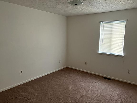 4th image of 729 Brunot St APT B