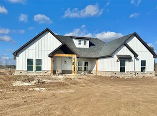 2001 Collin St, Weatherford, TX 76085