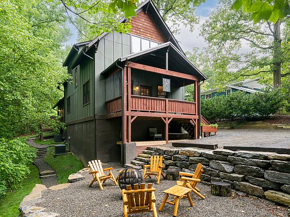 5th image of 51 Westover Dr
