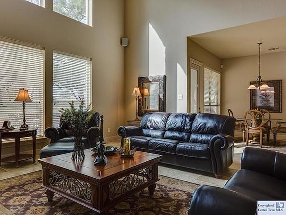 5th image of 21927 Cristobal Dr