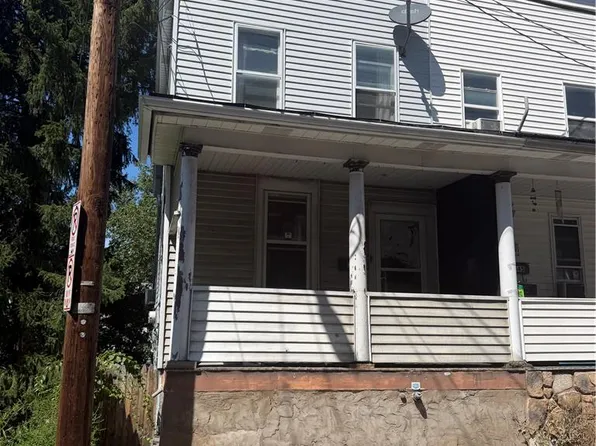 347 W Kline Ave, Lansford, PA 18232
