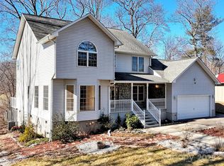 235 Loop Rd, Clyde, NC 28721