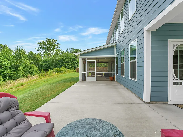 2107 Bluet Dr — Photo 42
