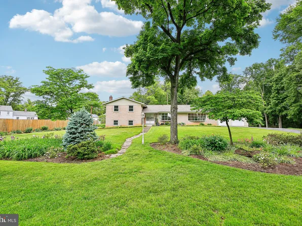 7410 Good Luck Rd, Lanham, MD 20706