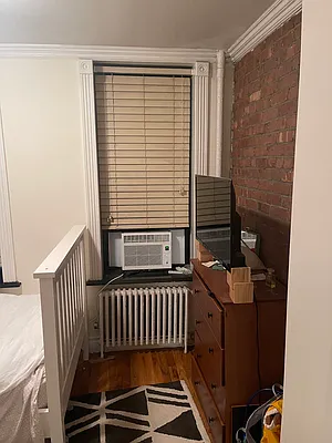 Rented by REAL New York | media 22