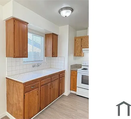 2036 E Indianapolis Ave #G — Photo 8