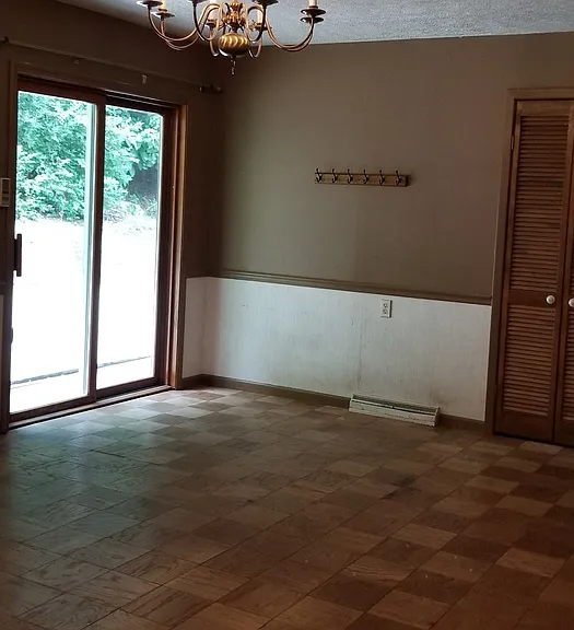 131 Court St — Photo 36