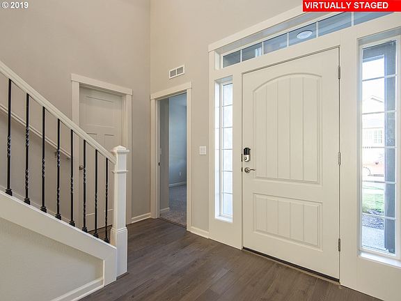4th image of 7916 SE Engelmann St #112