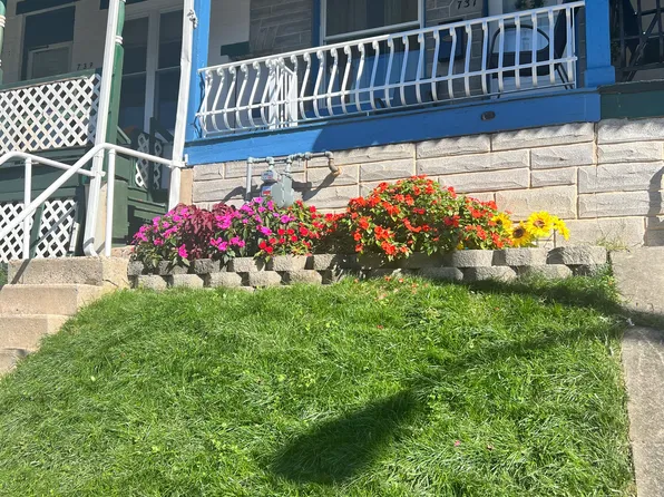 737 Birch St, Reading, PA 19604