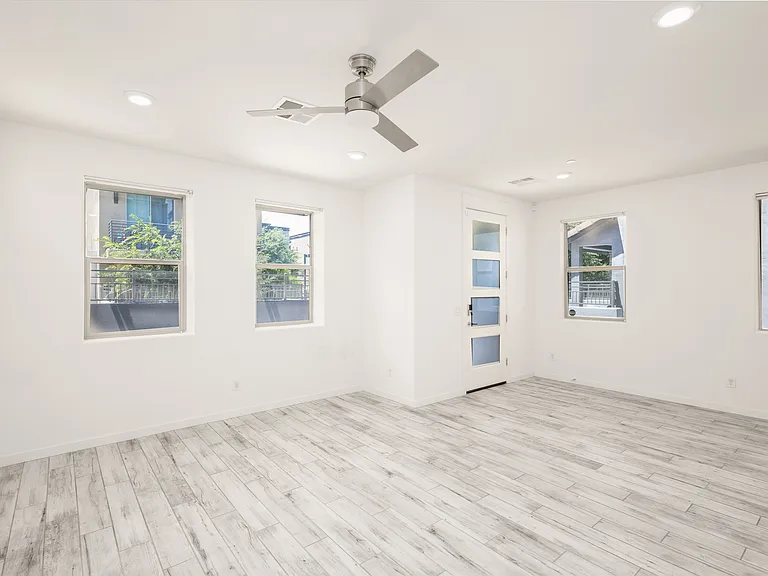 300 N Gila Springs Blvd #109 — Photo 8