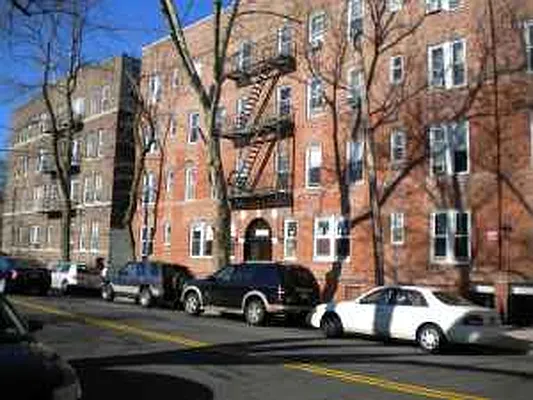 Rented by John Tsavalos LREB | media 2