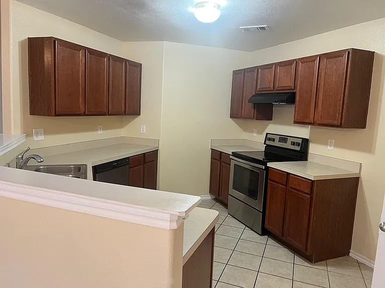525 Paddle Dr — Photo 13