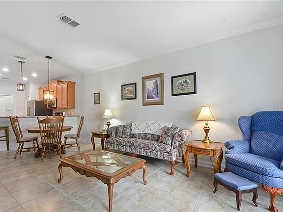 4th image of 3550 Fairwaters Ct