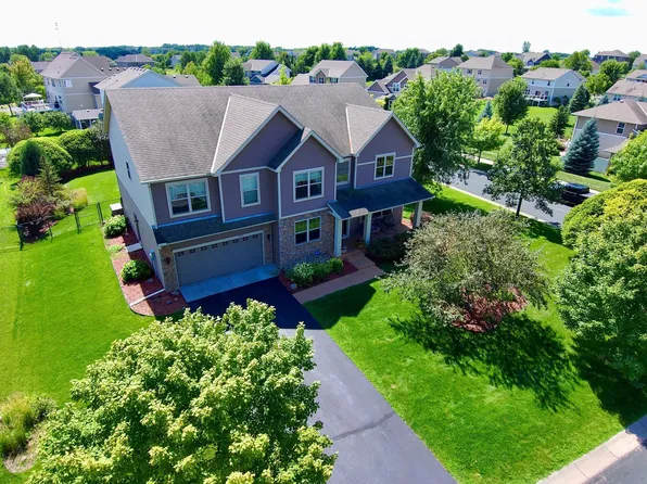 2575 Acorn Run, Victoria, MN 55386