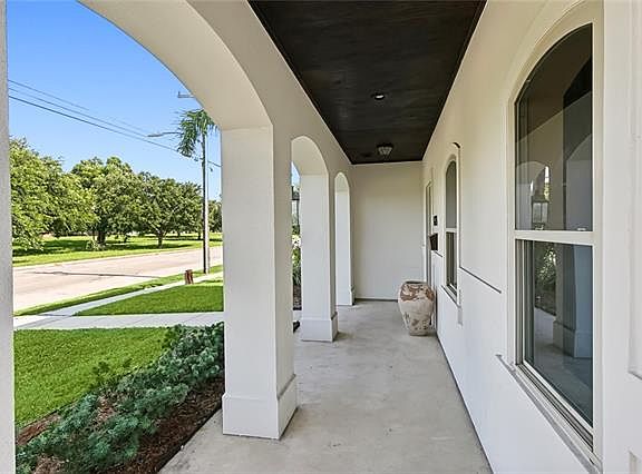 2nd image of 6214 Pontchartrain Blvd