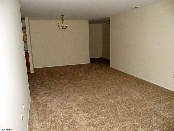 2nd image of 16 E Woodland Ave #16