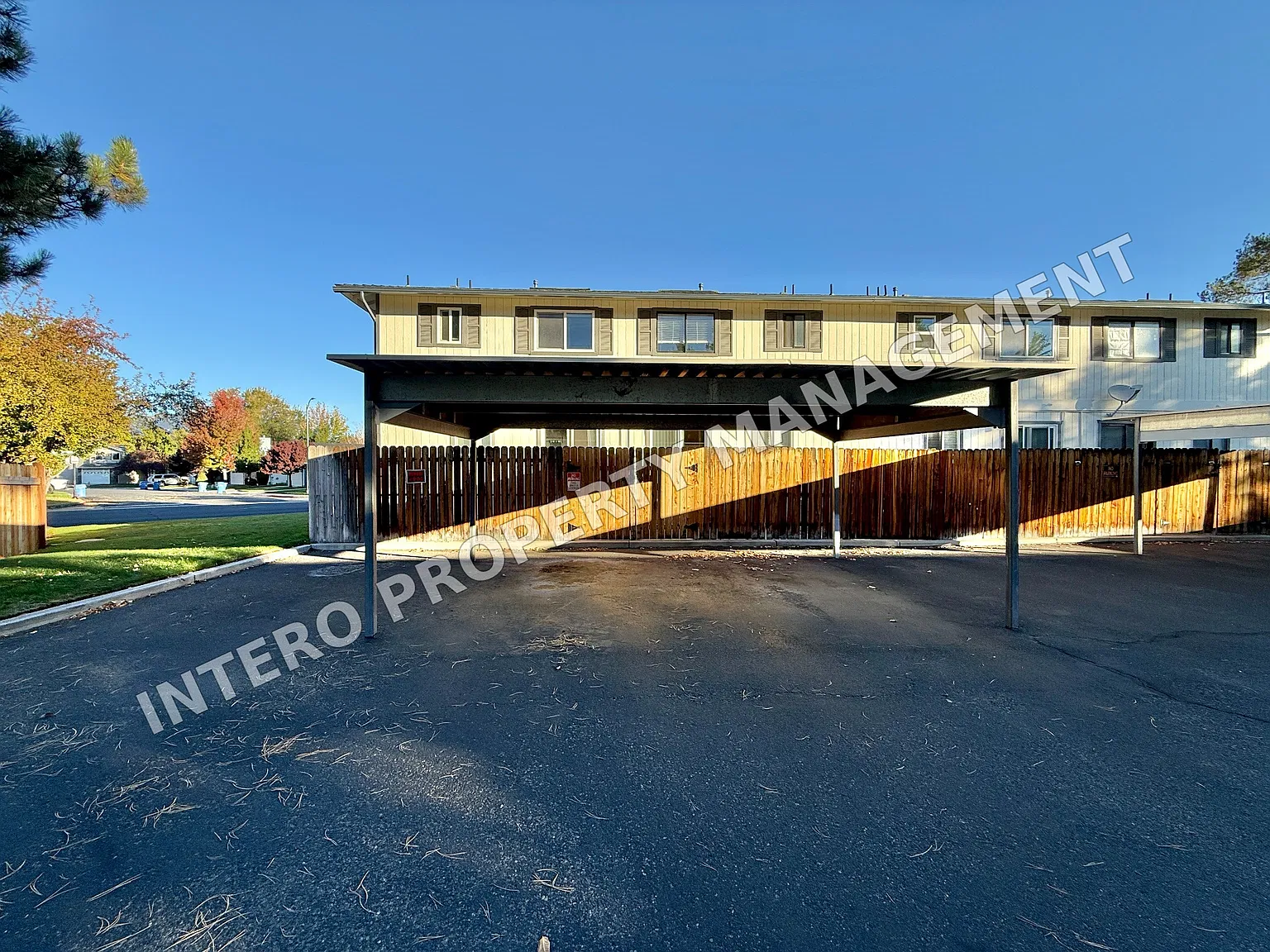 2 bed, 1.5 bath, 960 sqft, $1,700 — Photo 4