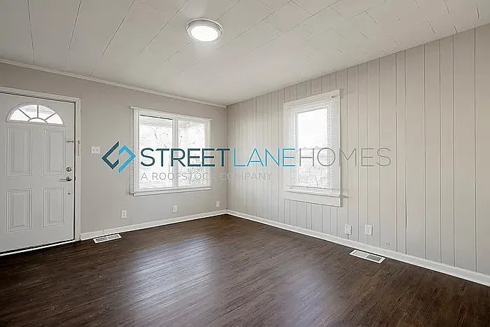 jpg - 723 3rd St
