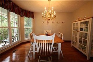 5th image of 174 Berry Ln